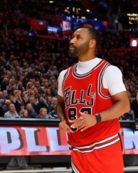 NBA休赛期动态汇总！锡伯杜核心留队，独行侠补强计划曝光